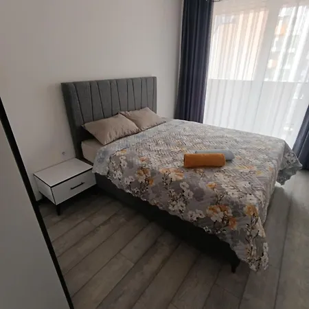 210th One Bedroom *